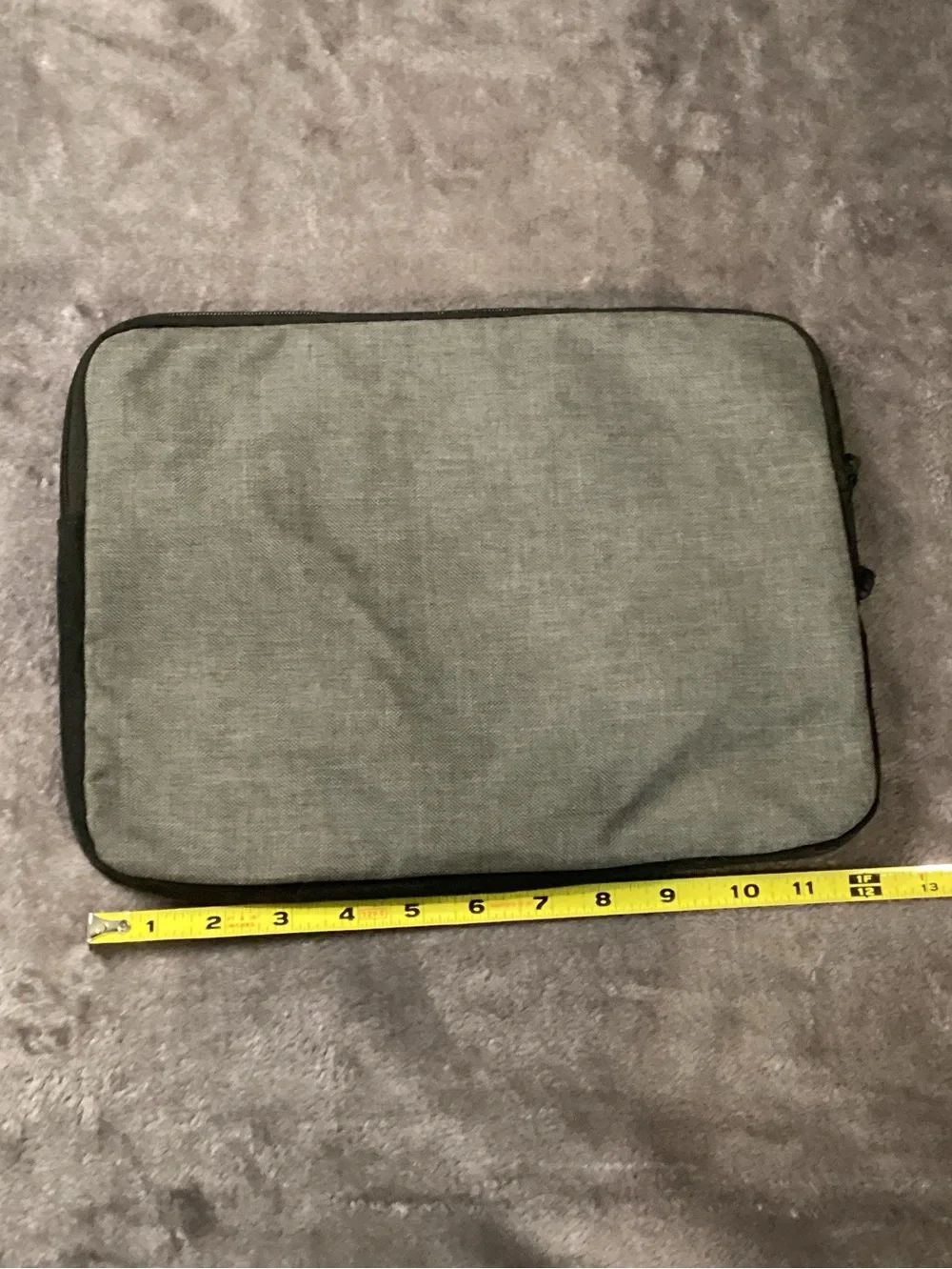 Targus gray laptop